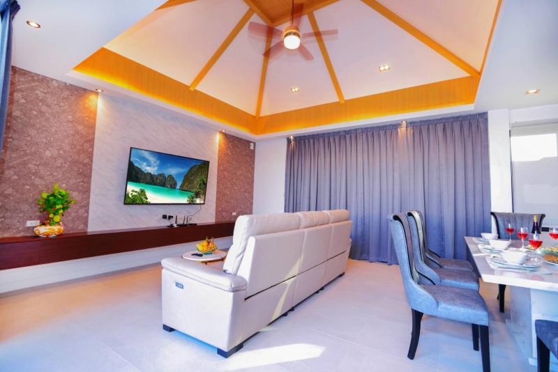 3 Bedrooms villa for Rent & Sale