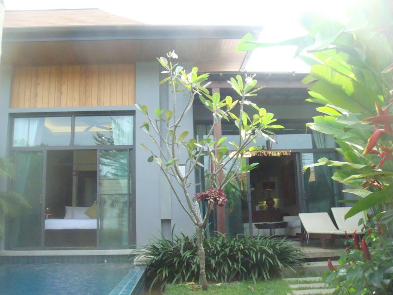 Modern 2 bedrooms villa with a private swimming pool and garden