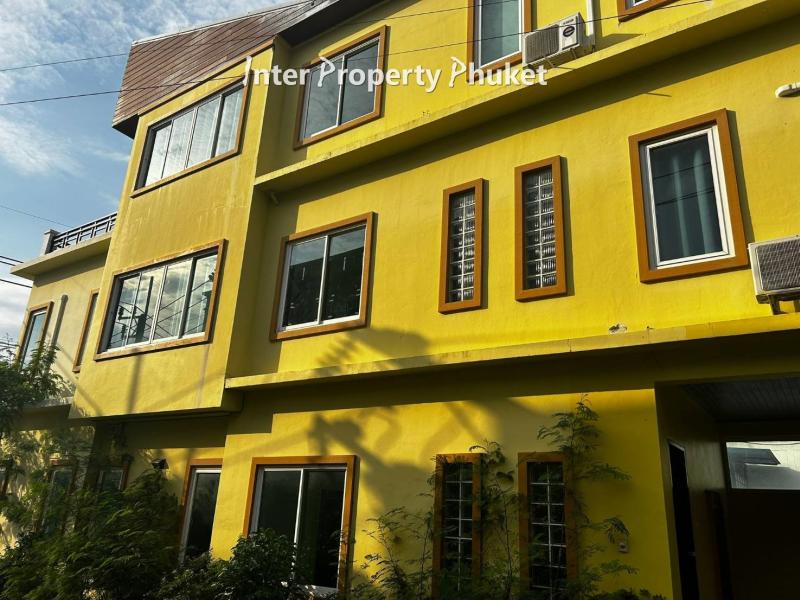 3 Bedrooms Home office for sale