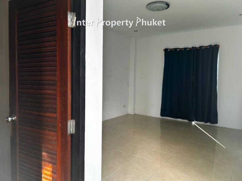 3 Bedrooms Home office for sale