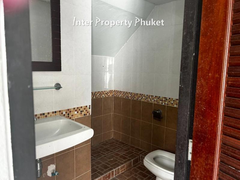 3 Bedrooms Home office for sale