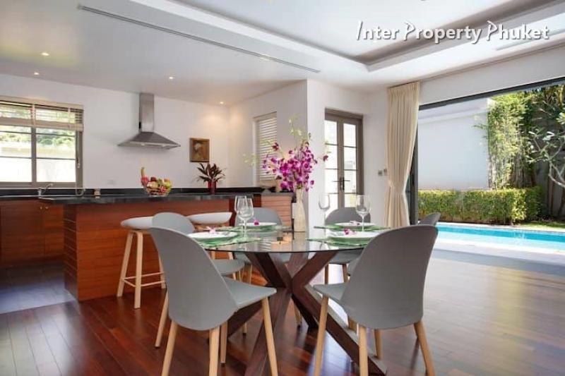 2 Bedrooms Luxury Pool Villa for rent