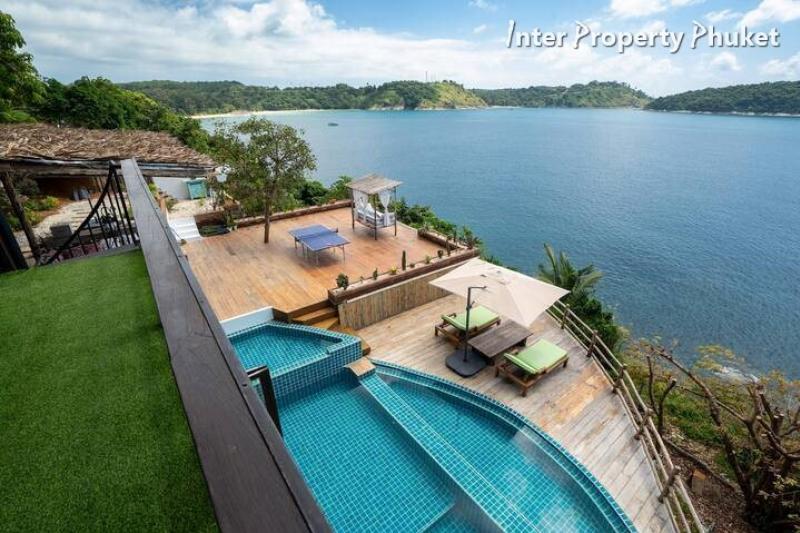 3 Bedrooms 4 Storey Seaview villa for rent