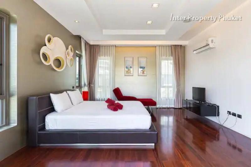 4 Bedrooms Villa for rent