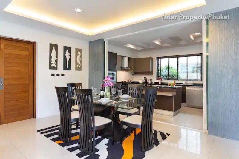 4 Bedrooms Villa for rent