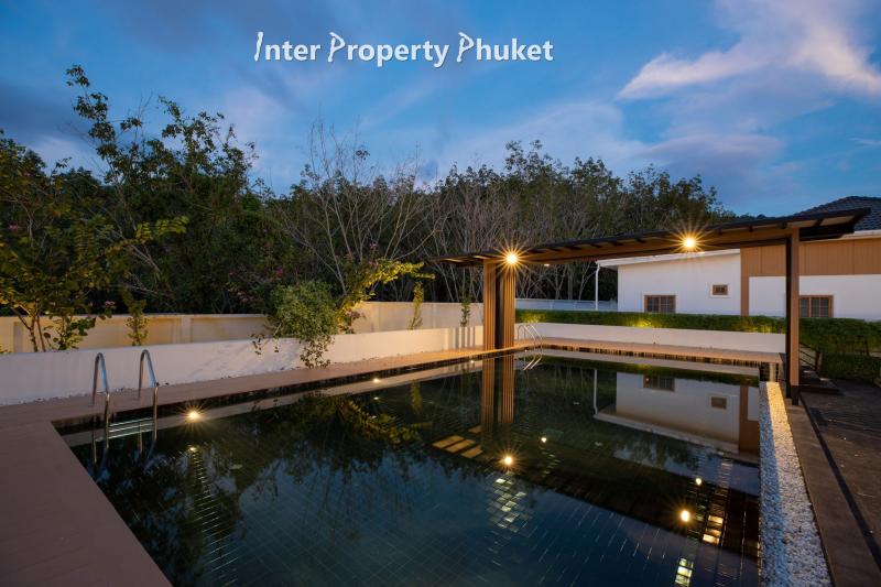 3 Bedrooms new villa for rent