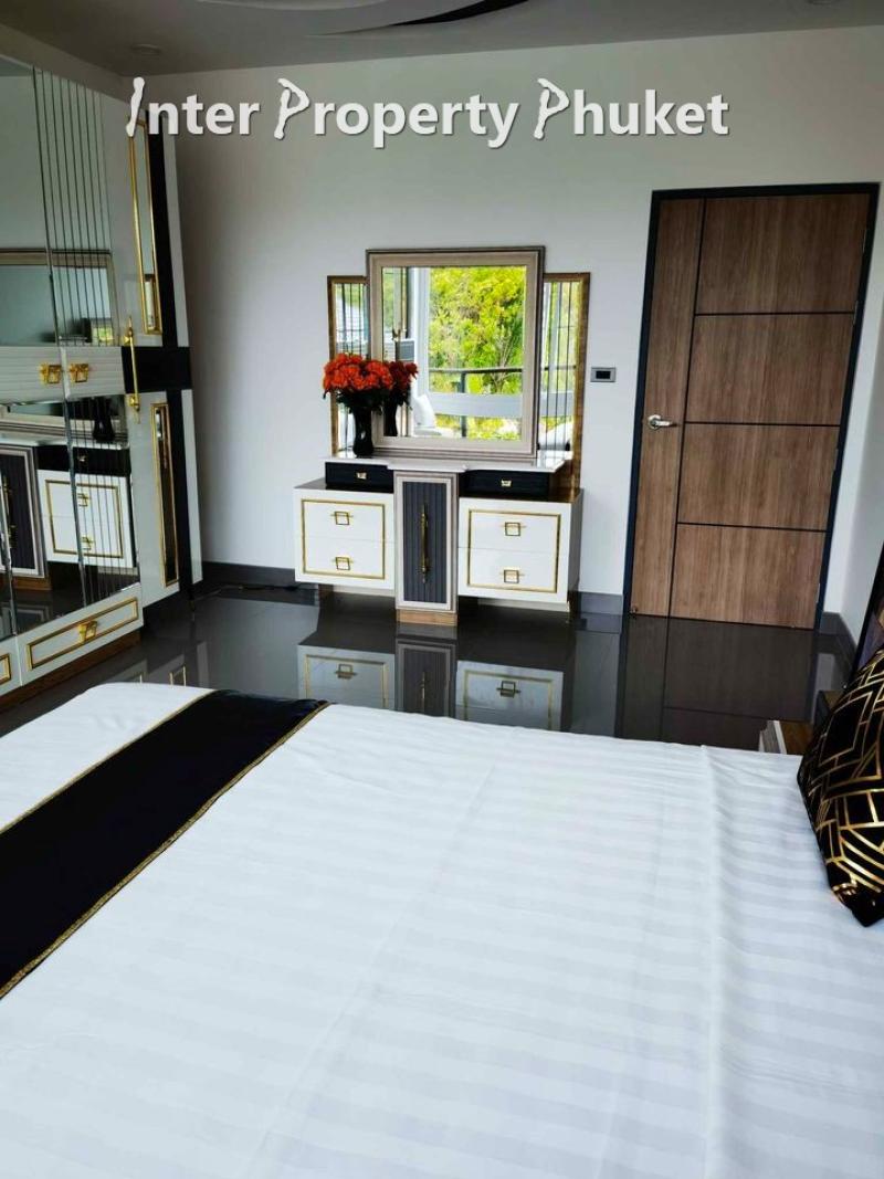 4 Bedrooms villa for rent and sale