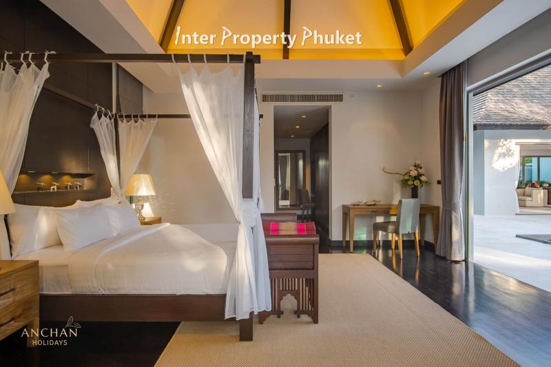 RBT112 4 Bedrooms villa for rent