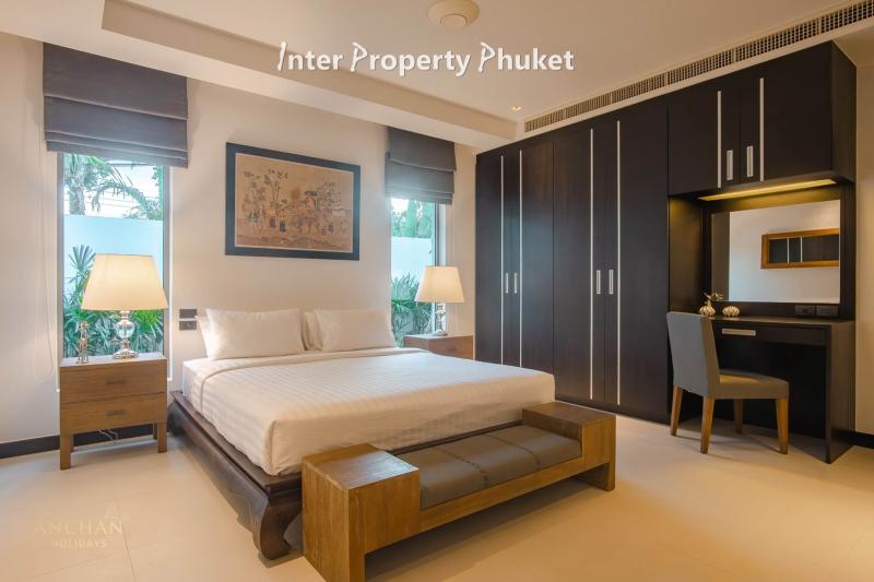 RBT112 4 Bedrooms villa for rent
