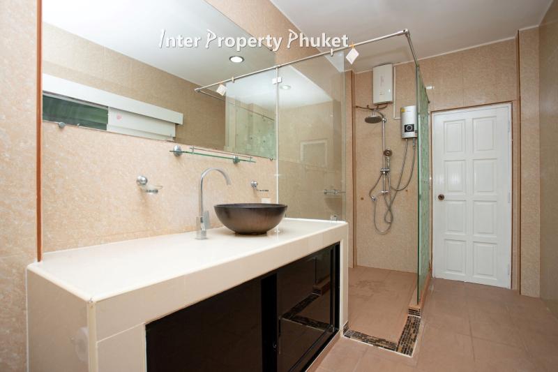 RR034 3 Bedrooms villa for rent