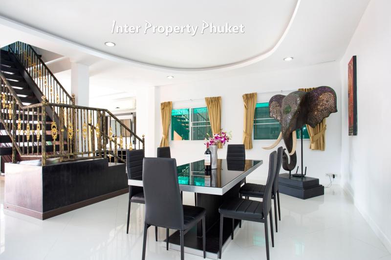 RR034 3 Bedrooms villa for rent