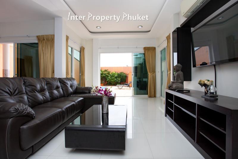 RR034 3 Bedrooms villa for rent