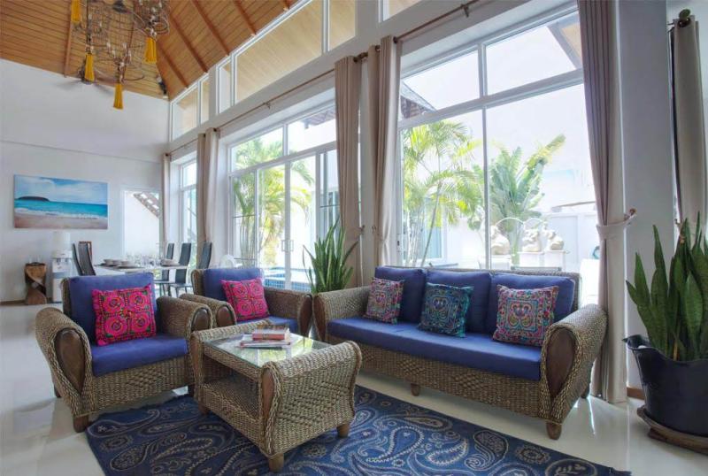 RR038 3 Bedrooms villa for rent