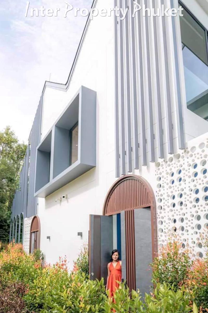 RM059 3 Bedrooms villa for rent