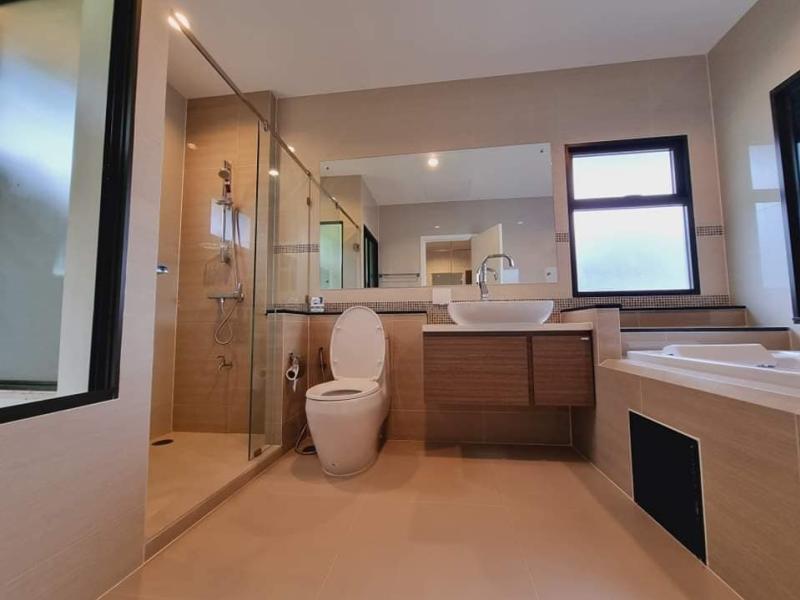 3 Bedrooms house for rent