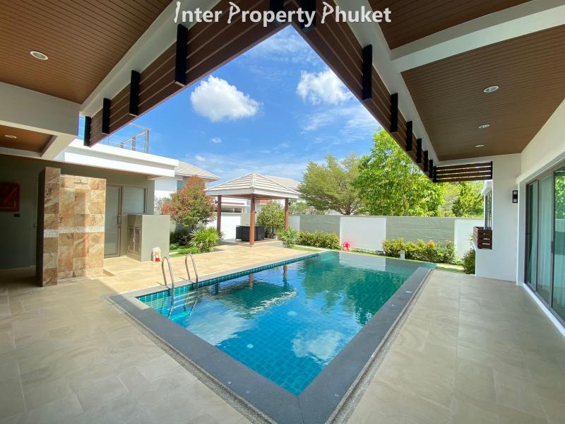 3 Bedrooms Luxury villa for sale
