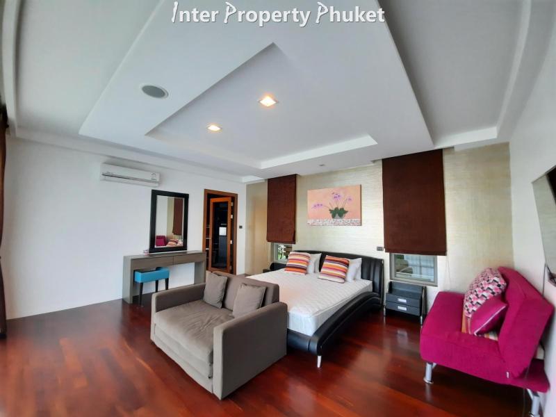 3 Bedrooms Luxury villa for sale