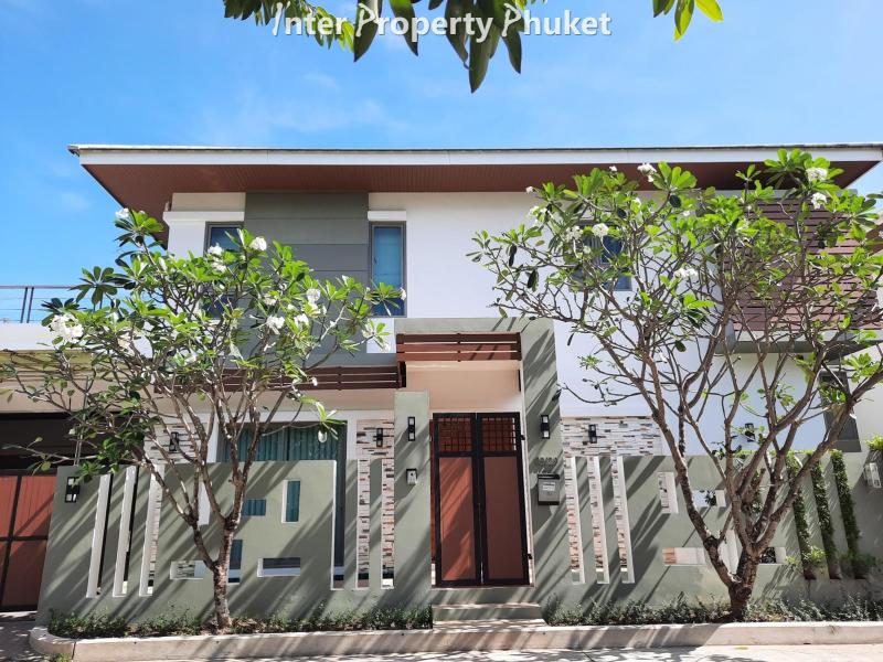 3 Bedrooms Luxury villa for sale