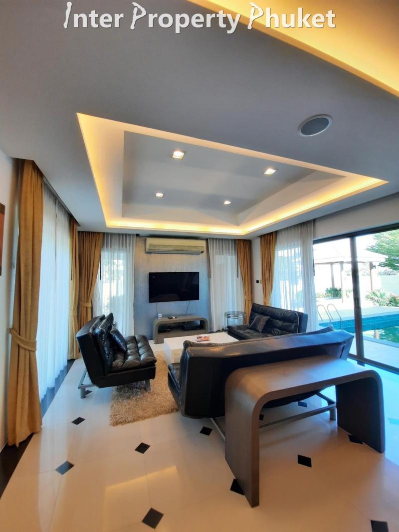 3 Bedrooms Luxury villa for sale