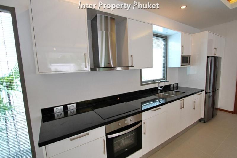2 Bedrooms Luxury beach villa for rent