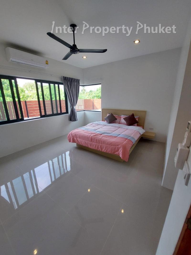 4 Bedrooms Brand new villa for rent
