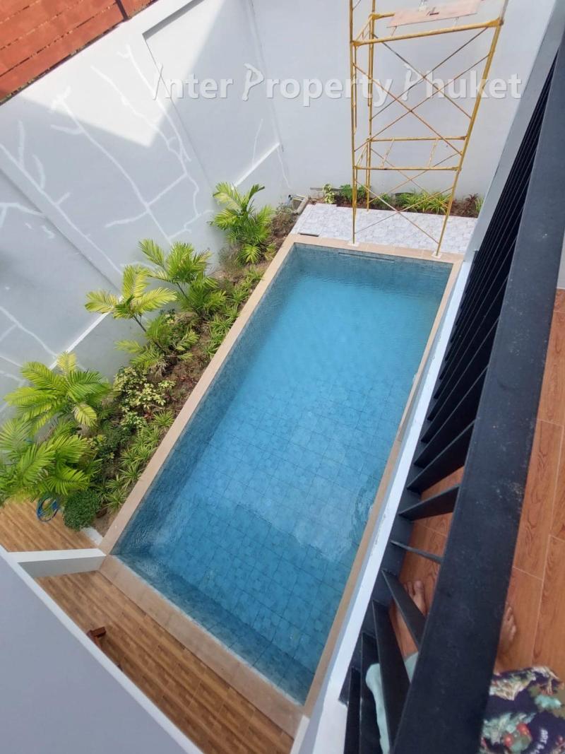 4 Bedrooms Brand new villa for rent