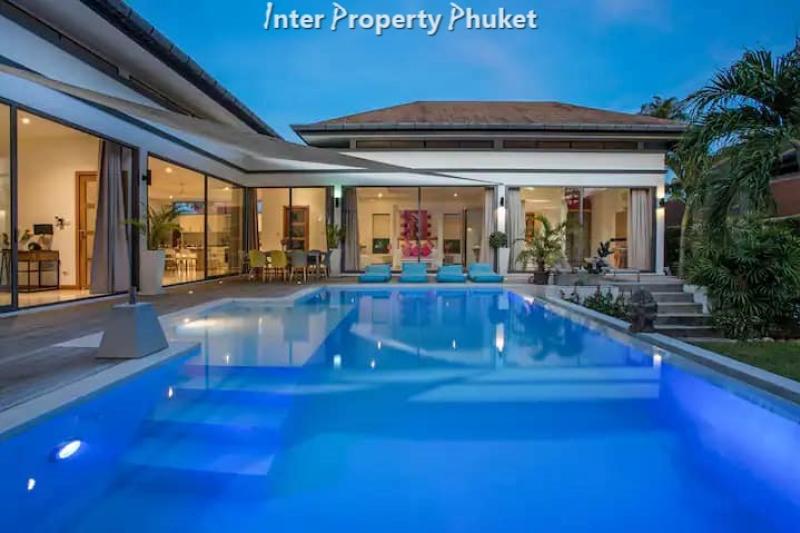 RR083 4 Bedrooms villa for rent