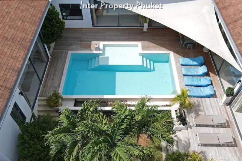RR083 4 Bedrooms villa for rent