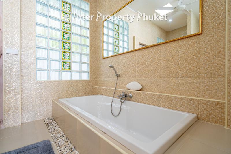 RKK128 4 Bedrooms Villa for rent