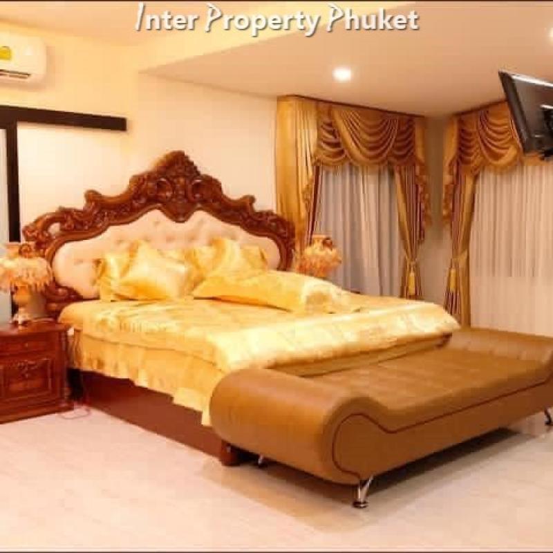 4 Bedrooms 2 houses for rent