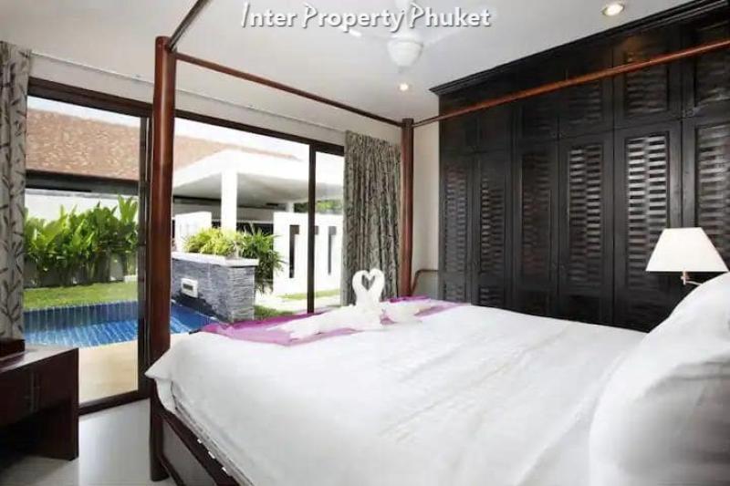 RR066 4 Bedrooms villa for rent