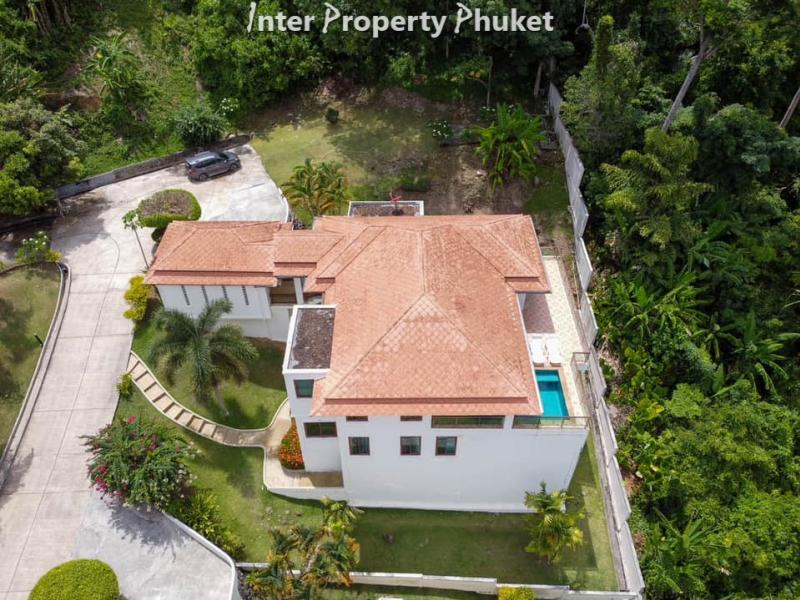 5 Bedrooms Sea View pool villa for rent