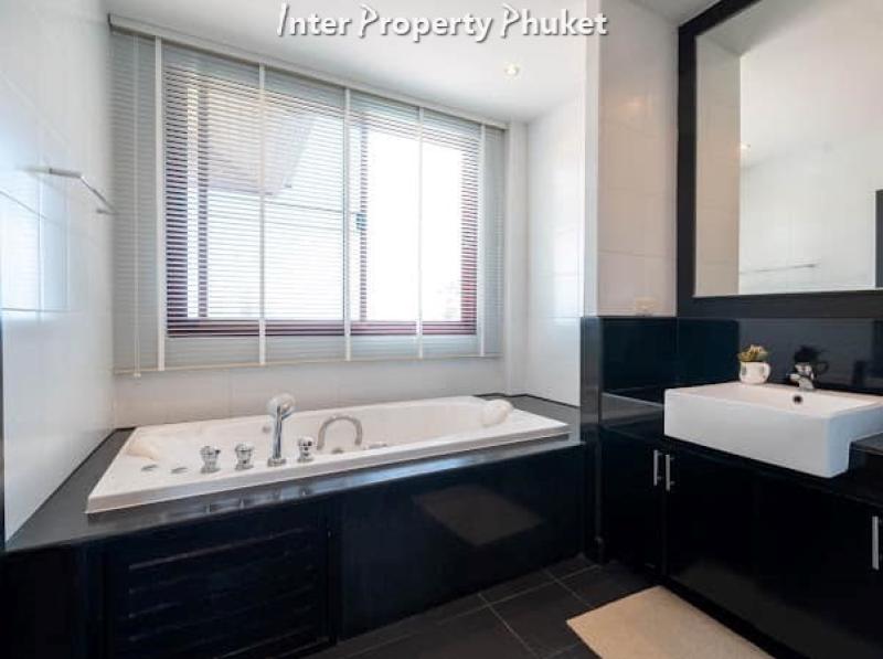 5 Bedrooms Sea View pool villa for rent