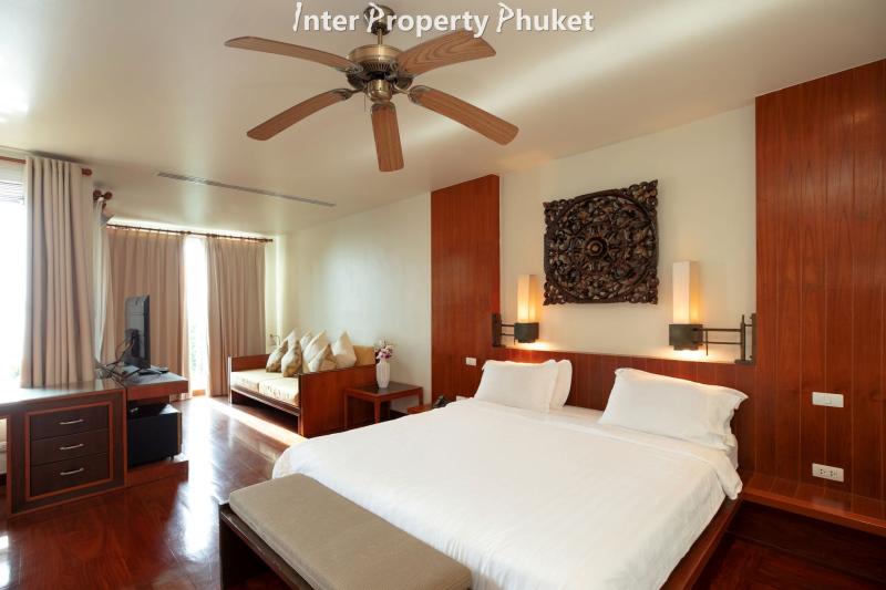 5 Bedrooms luxury villa full seaviews