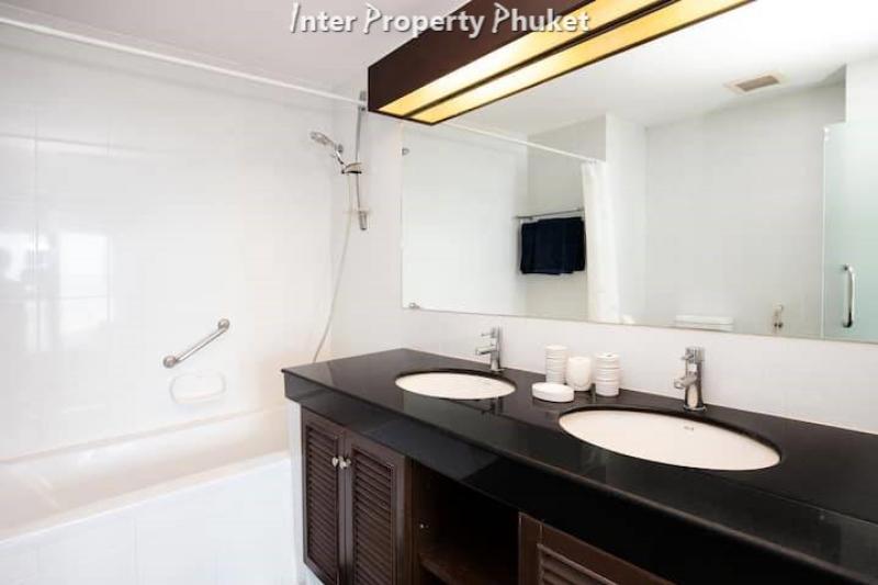 2 Bedrooms Panoramic Seaview condo for rent