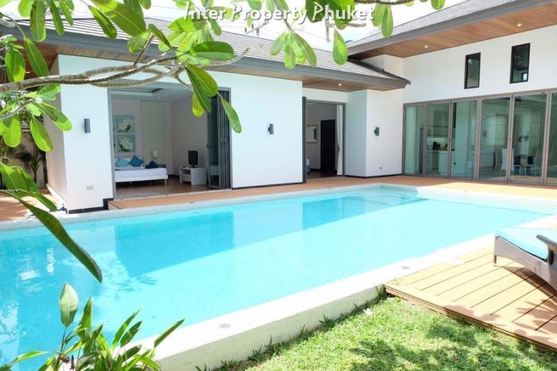 RBT055 4 Bedrooms villa for rent