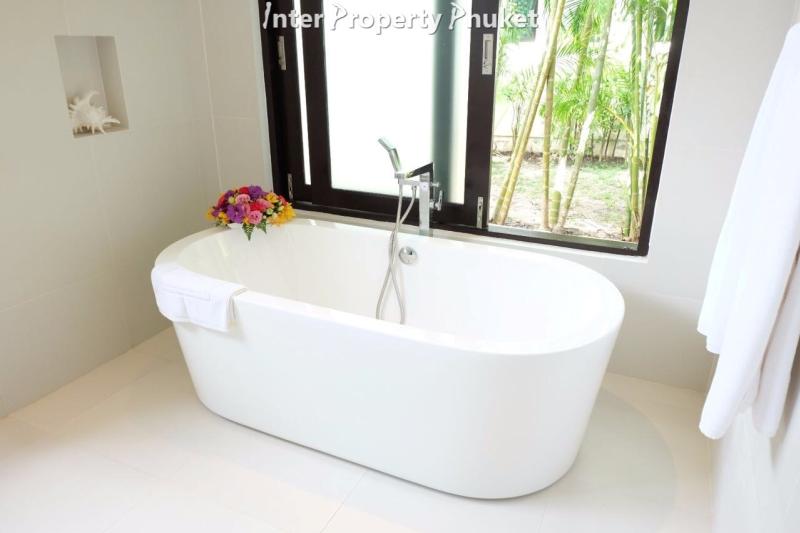 RBT055 4 Bedrooms villa for rent