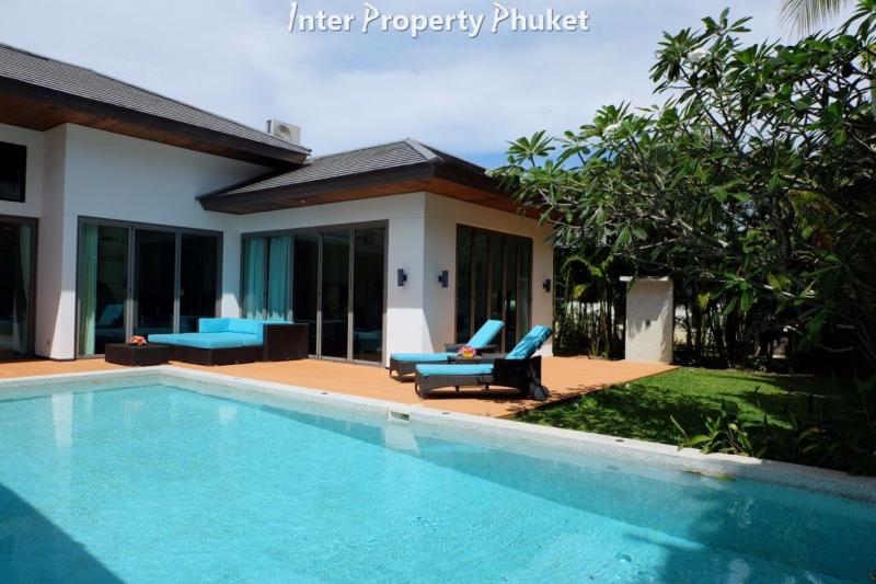 RBT055 4 Bedrooms villa for rent