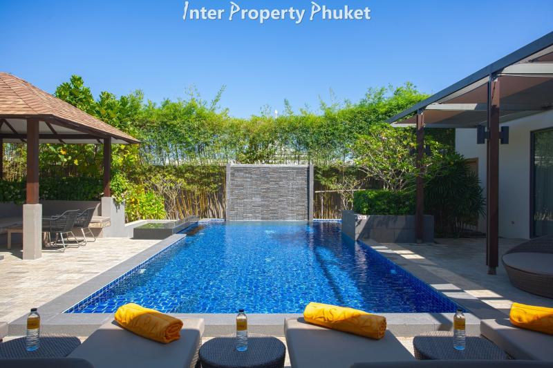 RR053 3 Bedrooms pool villa for rent