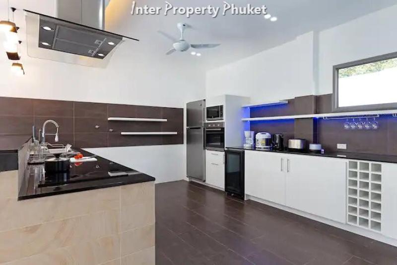 RR029 4 Bedrooms villa for rent