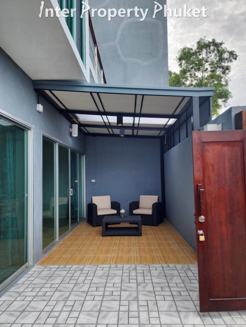 3 Bedrooms Townhouse 3 storey for rent