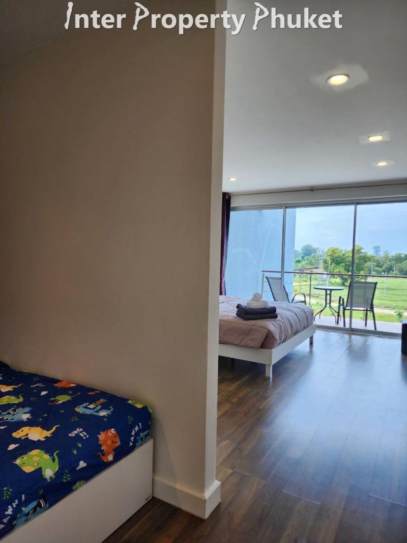3 Bedrooms Townhouse 3 storey for rent