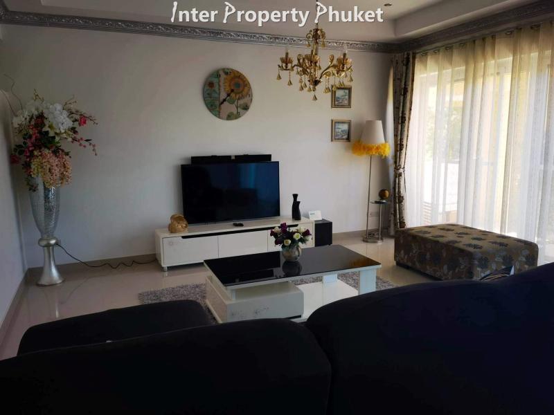 RR013 5 Bedrooms villa for rent