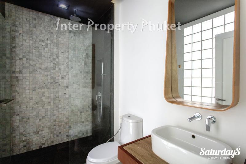 2 Bedrooms Residence for rent
