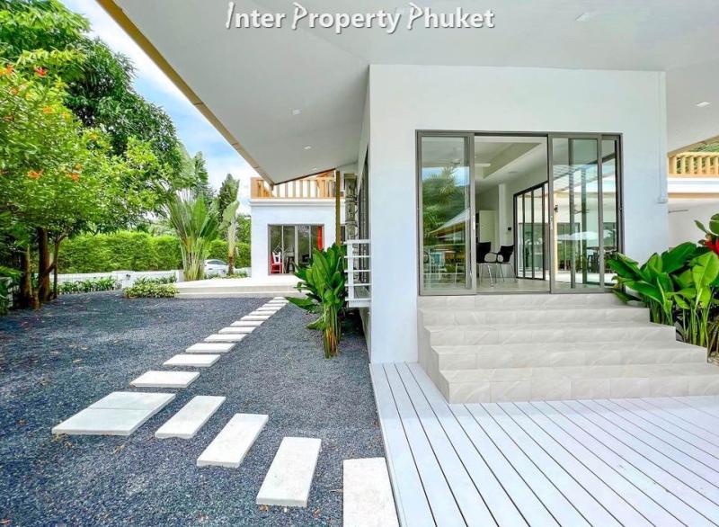 RTL004 5 Bedrooms villa for rent
