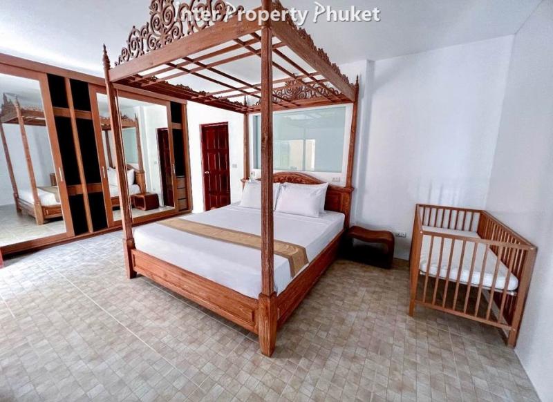 RTL004 5 Bedrooms villa for rent