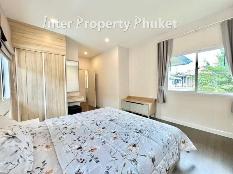 4 Bedrooms villa for ren