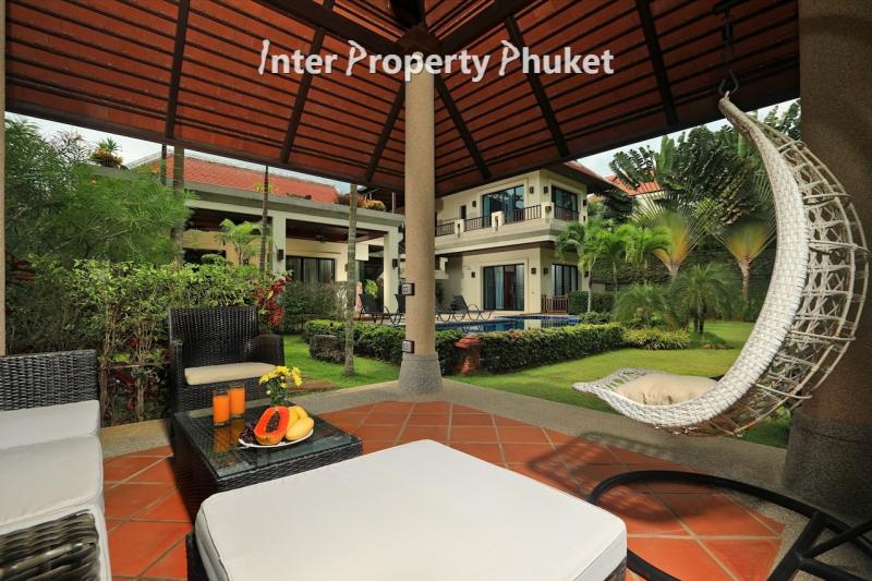 RR159 4 Bedrooms villa for rent