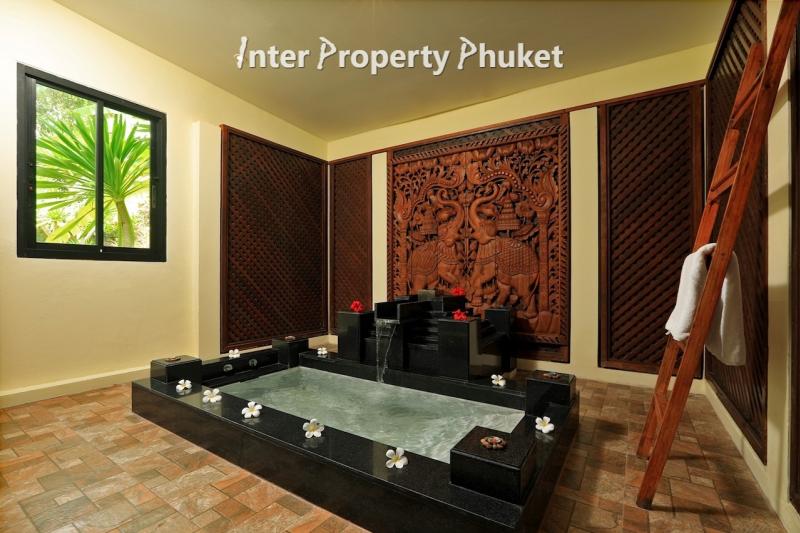 RR159 4 Bedrooms villa for rent