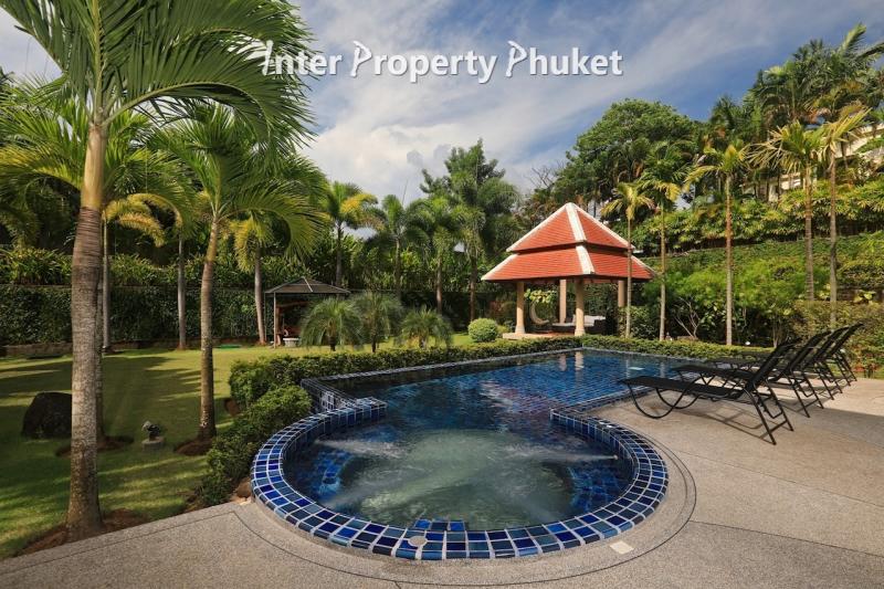 RR159 4 Bedrooms villa for rent